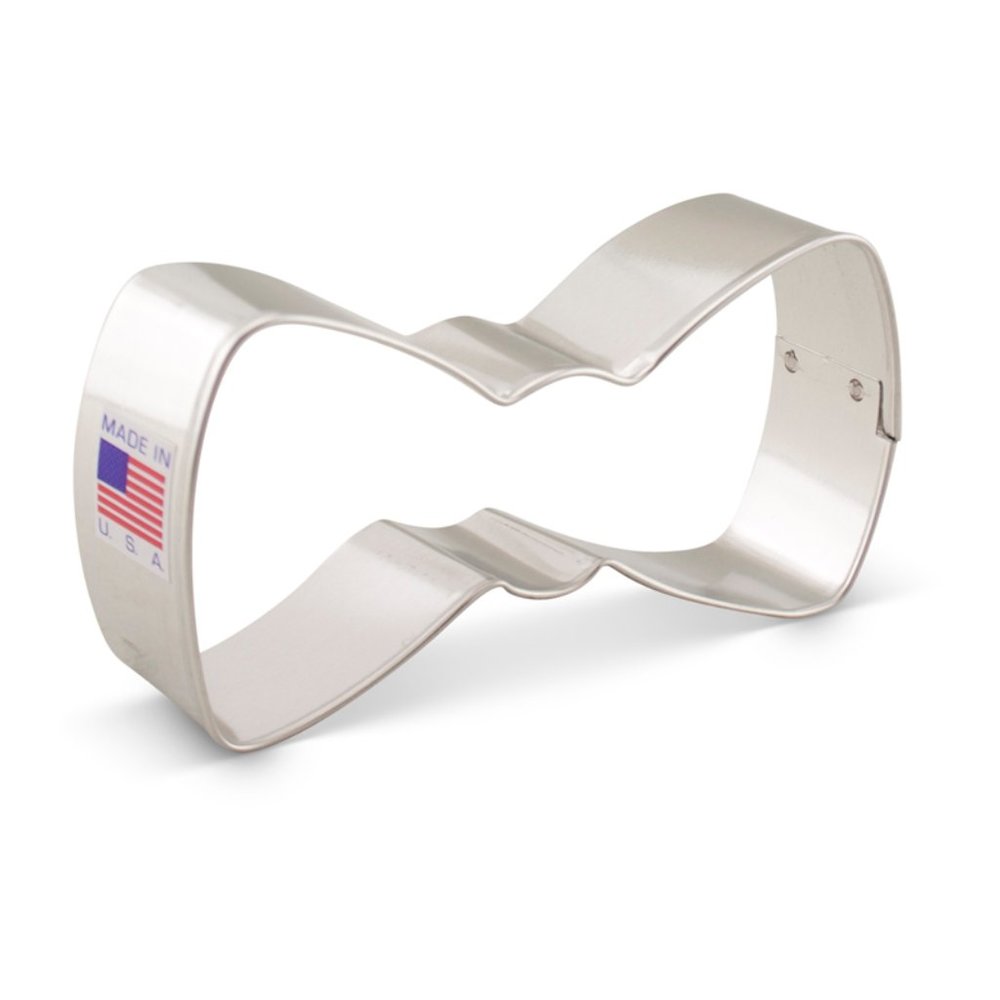 brand new 4-inch Bow Tie - Ann Clark Cookie Cutter